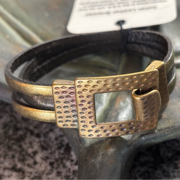 Brown Flat Leather (5MM) Triple Strand Bracelet with Brass Toggle Clasp - Picture 1 of 3